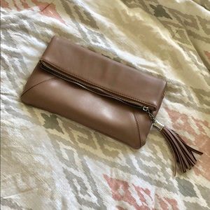 Taupe clutch with tassel